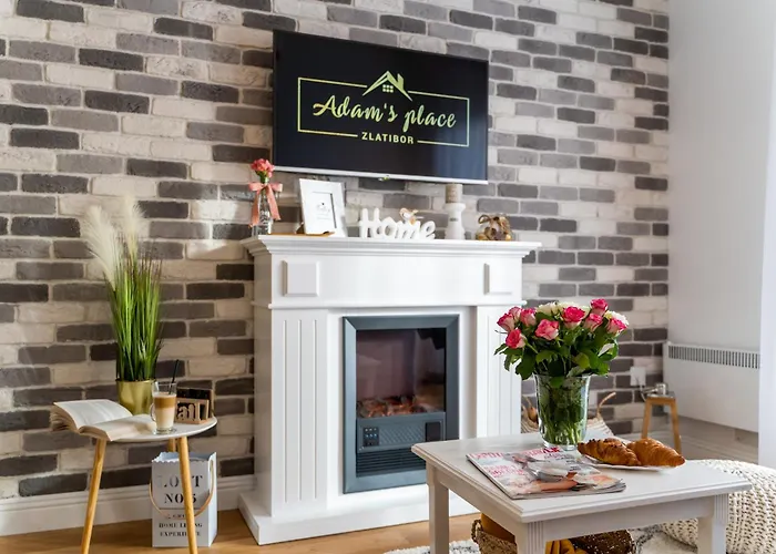 Adam's Place アパート