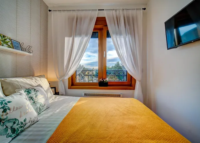 Adam's Place * ズラティボール